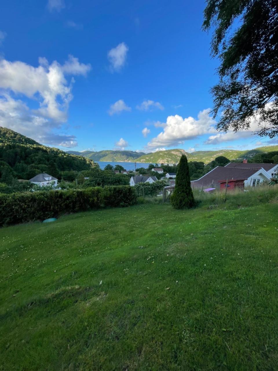 Jasund Sunview — 4-Star Luxury Hotel in Lyngdal, Norway