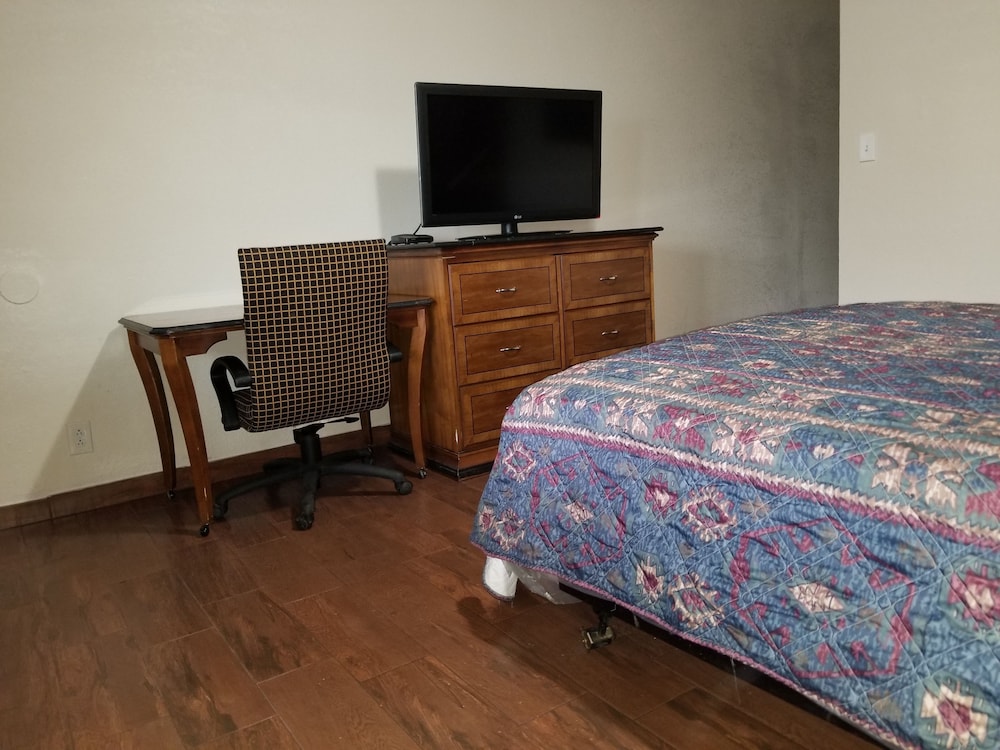 Buckboard Motel - photo 14