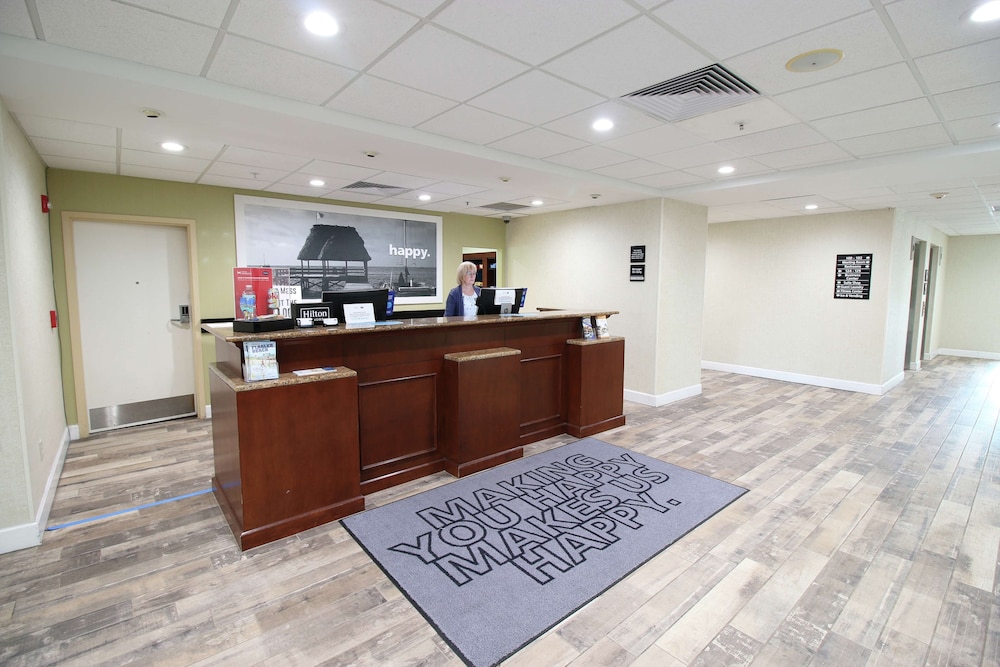 Hampton Inn & Suites Palm Coast - photo 3