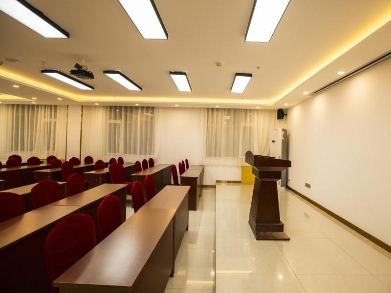 GreenTree Inn Handan Wei County Xianbiao Business Hotel in Handan, People's Republic of China