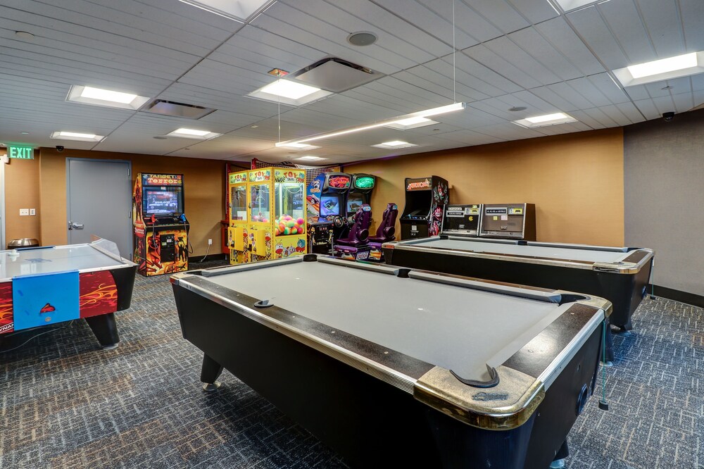 Atlantic Palace Suites - photo 41