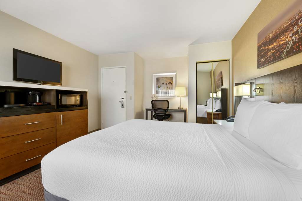 Best Western Royal Palace Inn & Suites - photo 20