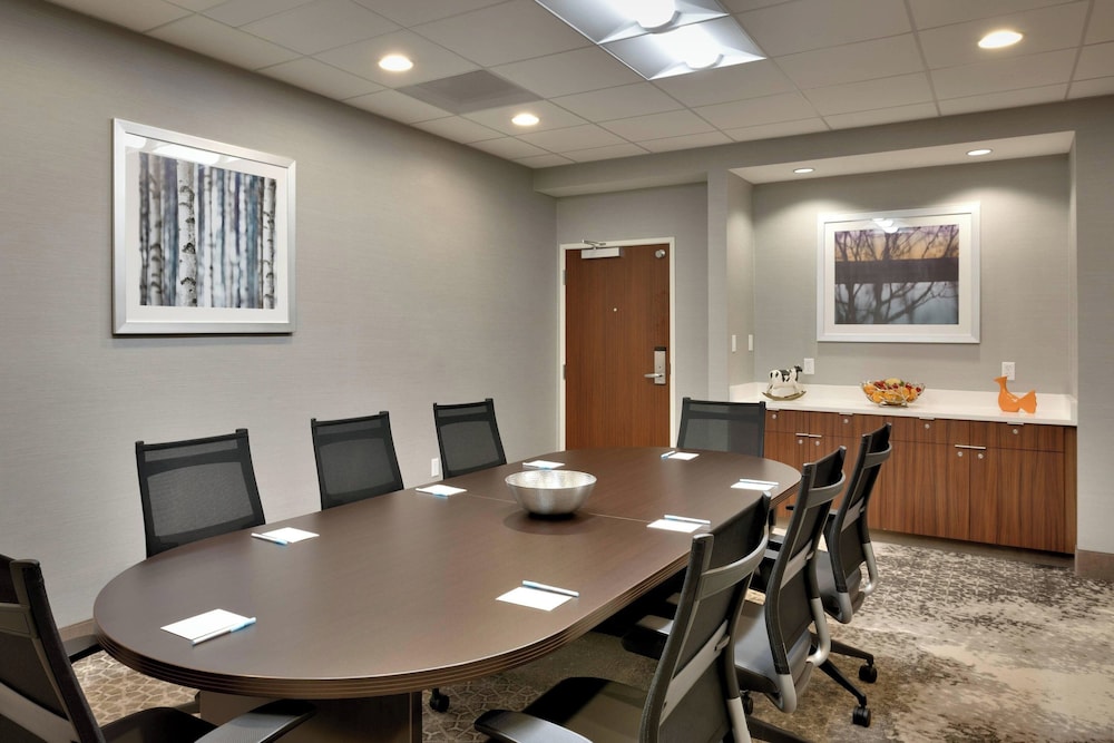 Fairfield Inn & Suites by Marriott Springfield North - photo 31