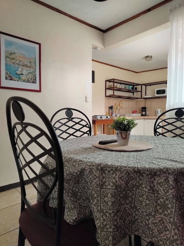 Casa Cafetal Aeropuerto — 4-Star Luxury Hotel in Alajuela, Costa Rica