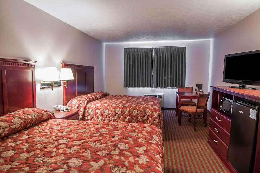 Bridgeway Inn & Suites Sublimity - photo 25