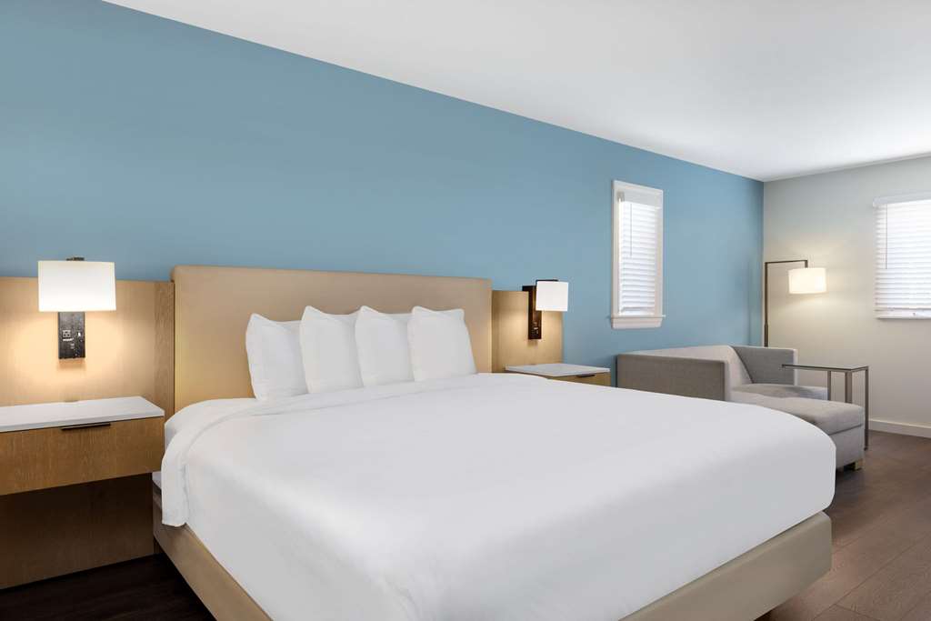 Hotel Manteo Trademark Collection by Wyndham - photo 21