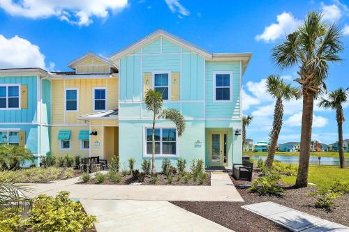 Beautiful Waterfront Villa Near Disney With Margaritaville Resort & Island H20 Waterpark Access 3017Cs — 4-Star Luxury Hotel in Orlando, United States