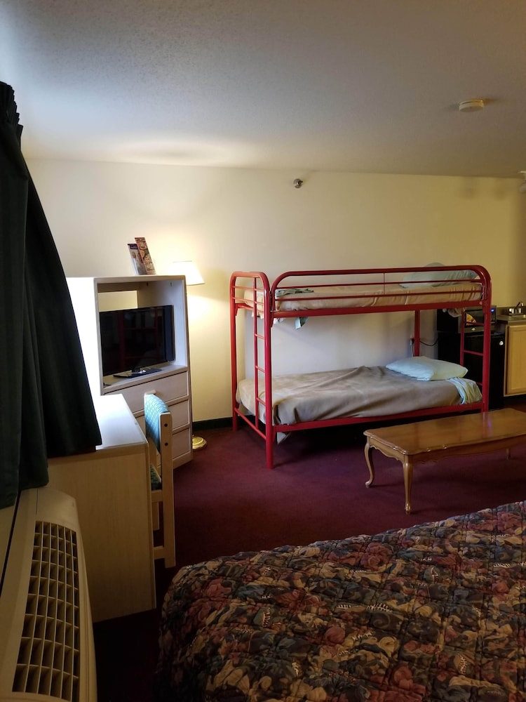 Bilmar Inn & Suites Dell Rapids Near Sioux Falls - photo 44