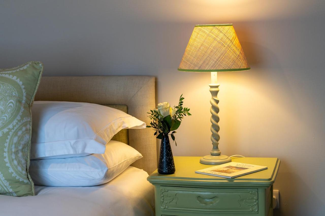 Queen's Cottage Barrowford — 4-Star Luxury Hotel in Barrowford, United Kingdom