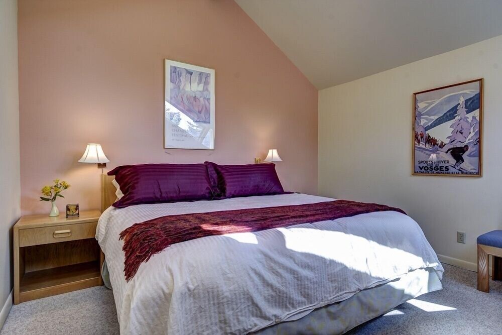 Hotel 1115 Lowell Avenue - photo 3
