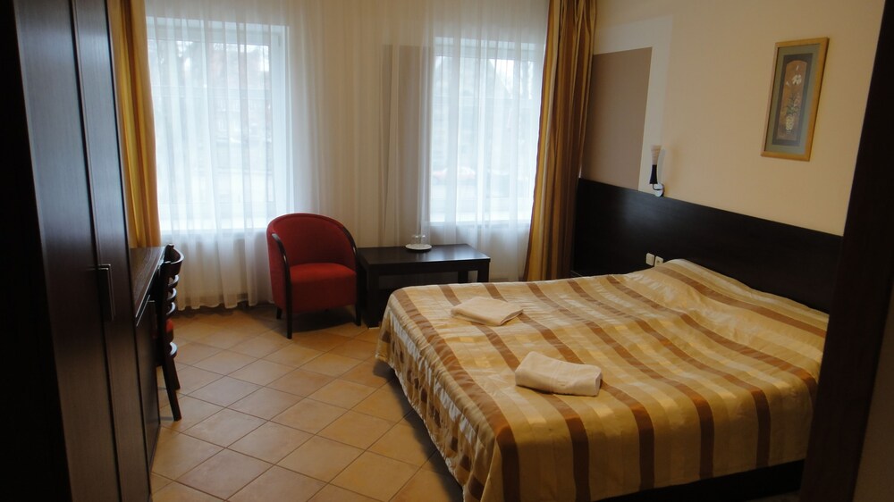 Becker Hotel — Yantarnyy — photo 5