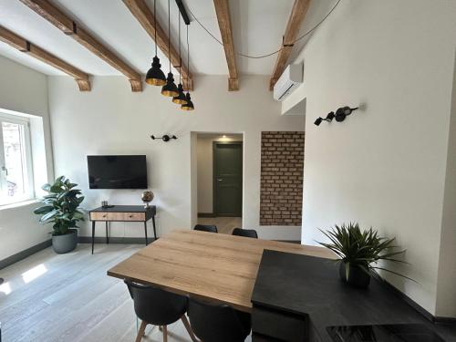 Home Domus Castel Sant'Angelo — 4-Star Luxury Hotel in Rome, Italy