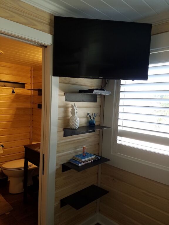6West Beach Cottages - photo 7