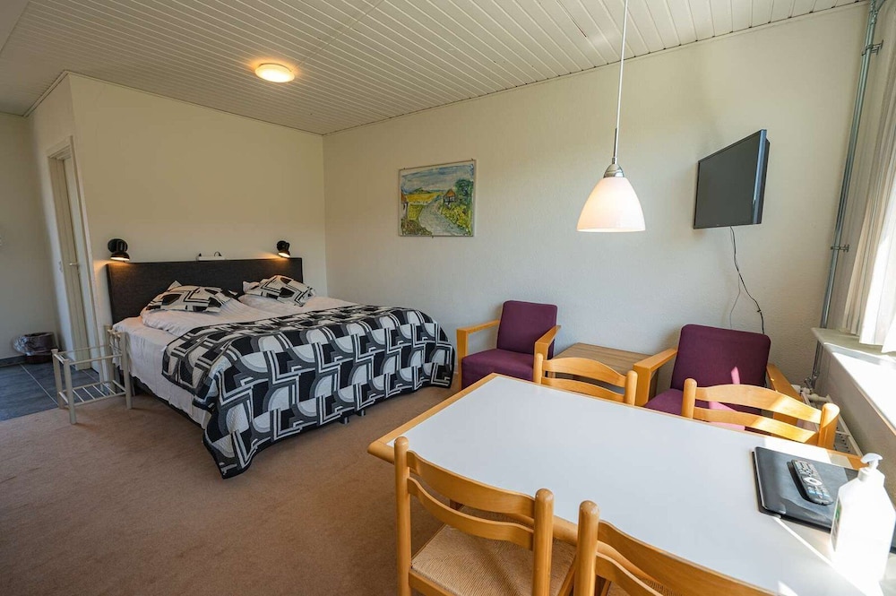 Hotel Gjerrild Kro — Grenaa — photo 2