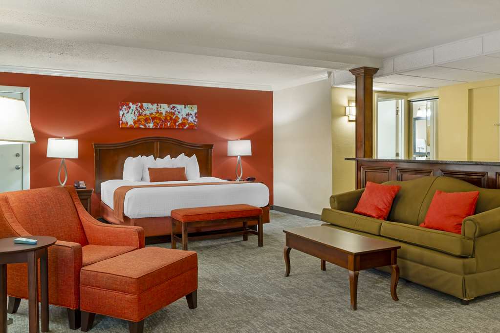 Best Western Plus Burlington - photo 18