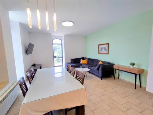 Family Apartment near Old City — 4-Star Luxury Hotel in Jerusalem, Israel
