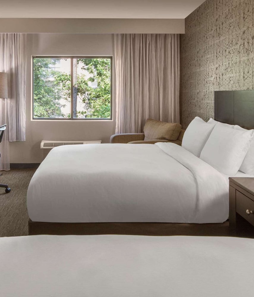 DoubleTree by Hilton Hotel Chicago Wood Dale Elk Grove - photo 15