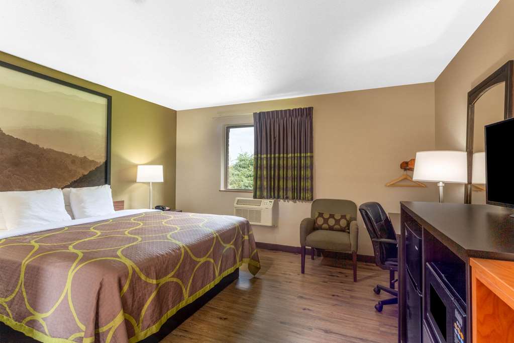 Super 8 by Wyndham Abingdon VA - photo 29