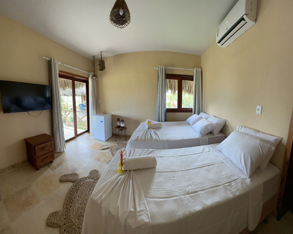 Pousada Morro do Caburé in Parnaiba, Brasil