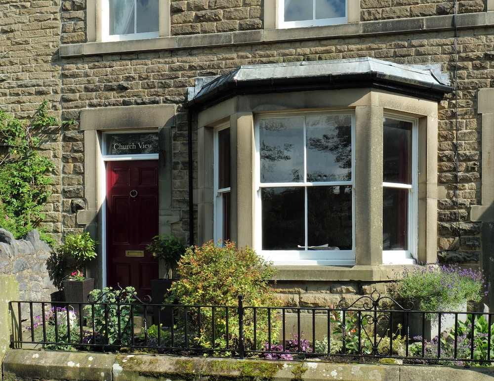 Church View - carbon neutral hotel in Buxton