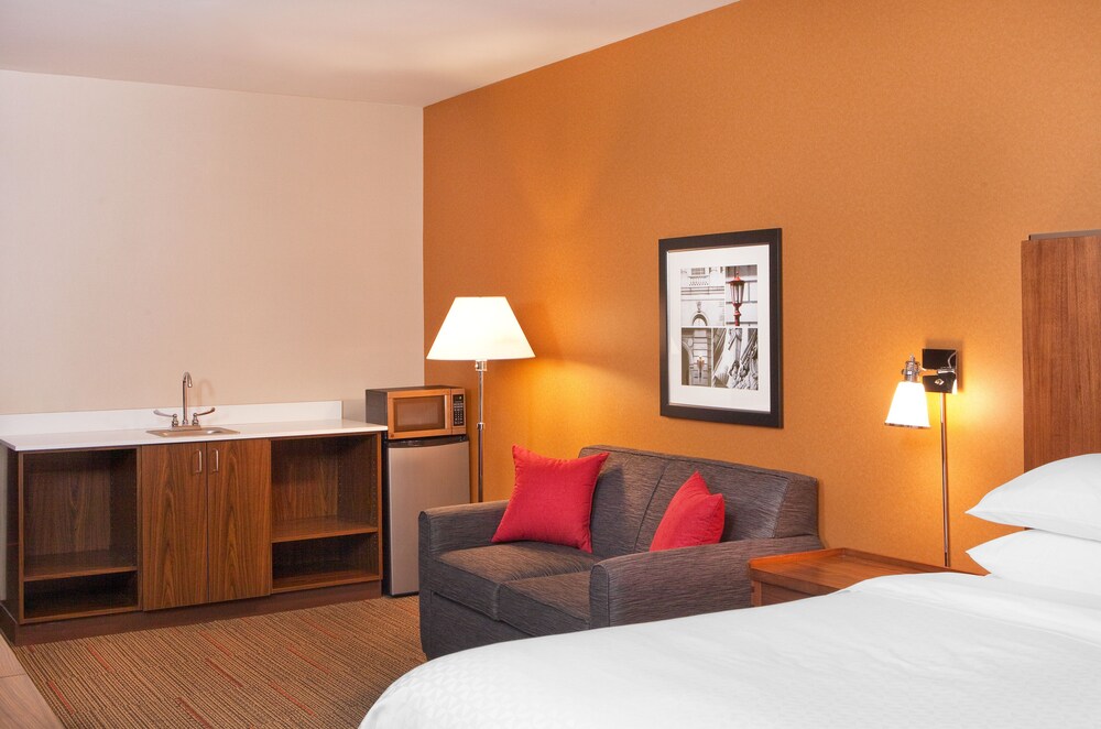 Four Points by Sheraton Newark Christiana Wilmington - photo 5