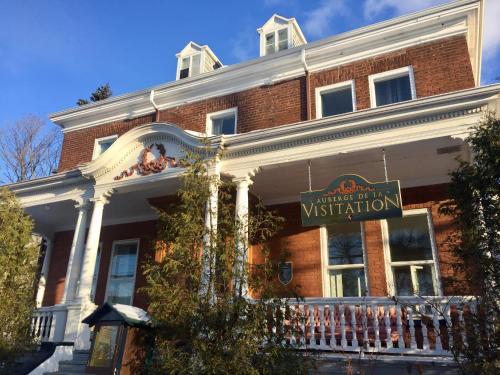 Auberge De La Visitation — Levis