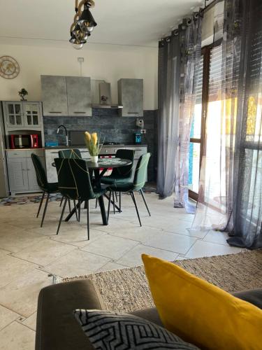 Appartamento Attico Con Terrazzo Fibi — 4-Star Luxury Hotel in Ortona, Italy