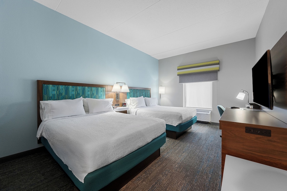 Hampton Inn Front Royal - photo 26