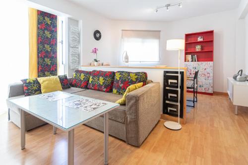 Apartamento las Jacarandas de Cadiz — 4-Star Luxury Hotel in Cadiz, Spain