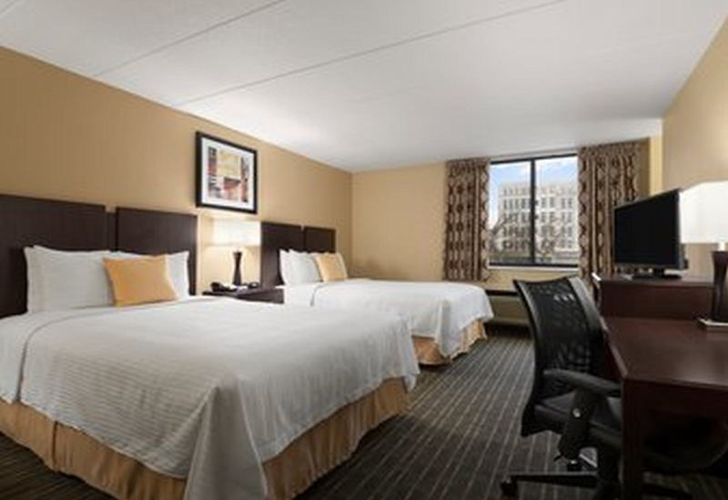 Days Hotel Minneapolis University of Minnesota - photo 10