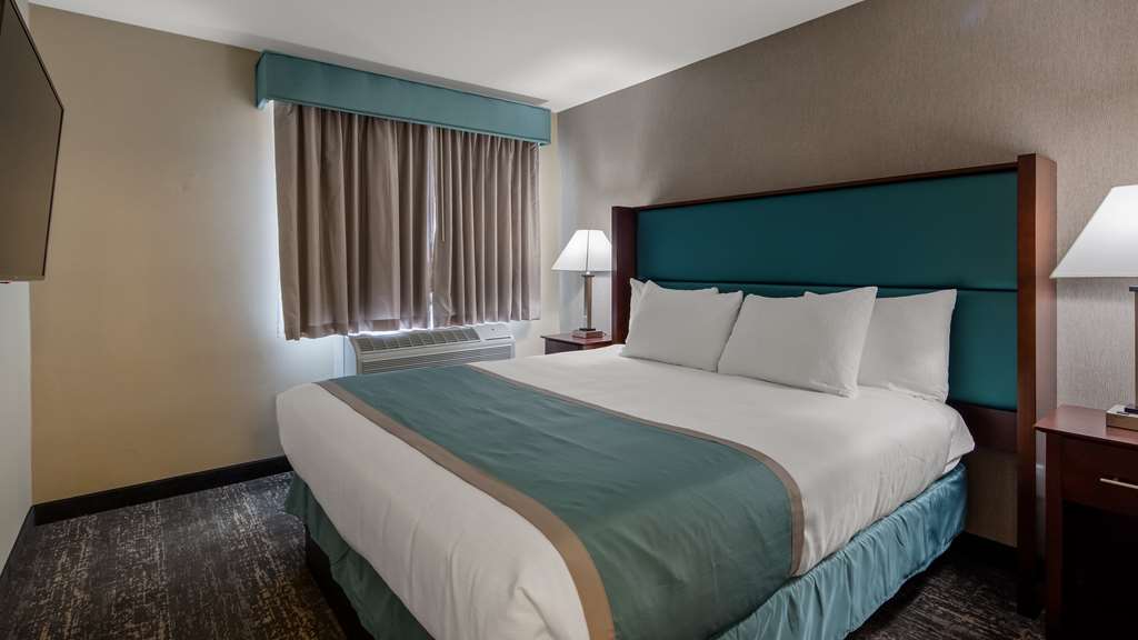Best Western Hampshire Inn - carbon neutral hotel in Seabrook
