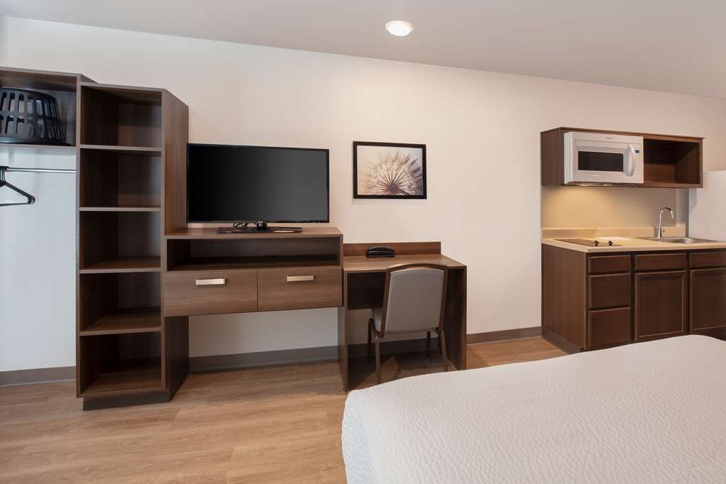 WoodSpring Suites Washington DC East Arena Drive - photo 20