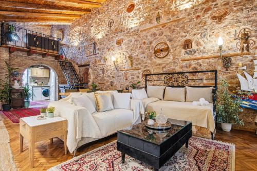 Olvion House — 4-Star Luxury Hotel in Athens, Greece