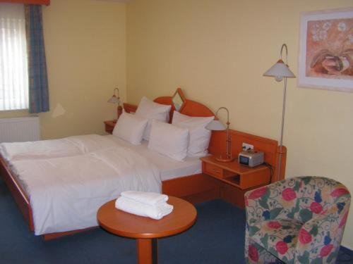 Landgasthof & Hotel Zum Schwan GmbH — hotel in Trippstadt