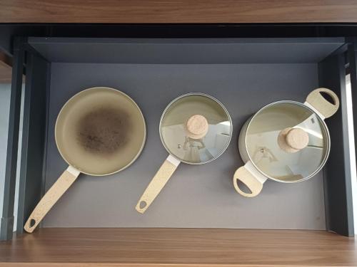 Songdo Halla Westernpark SeaViewRoom Hotel 바다전망 in Incheon, South Korea