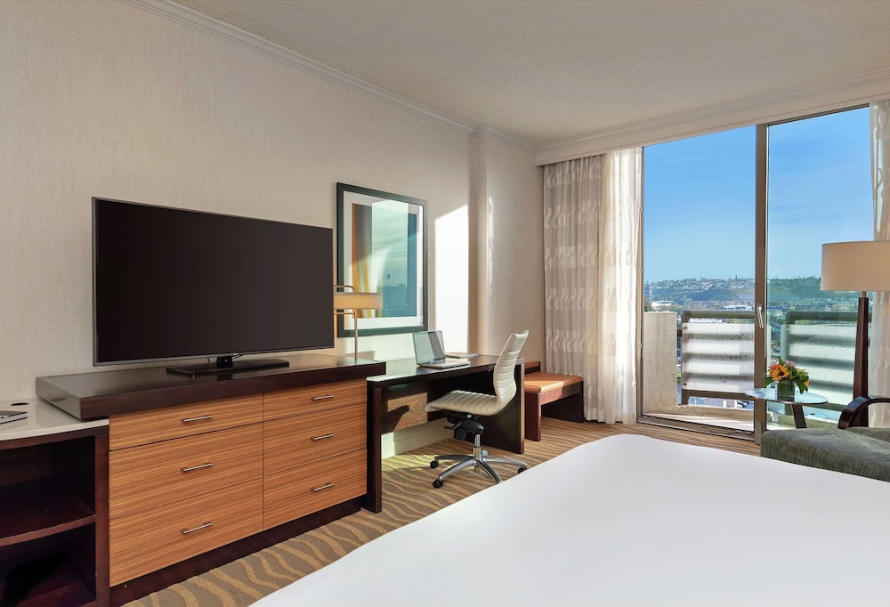 DoubleTree by Hilton San Diego Mission Valley - photo 20