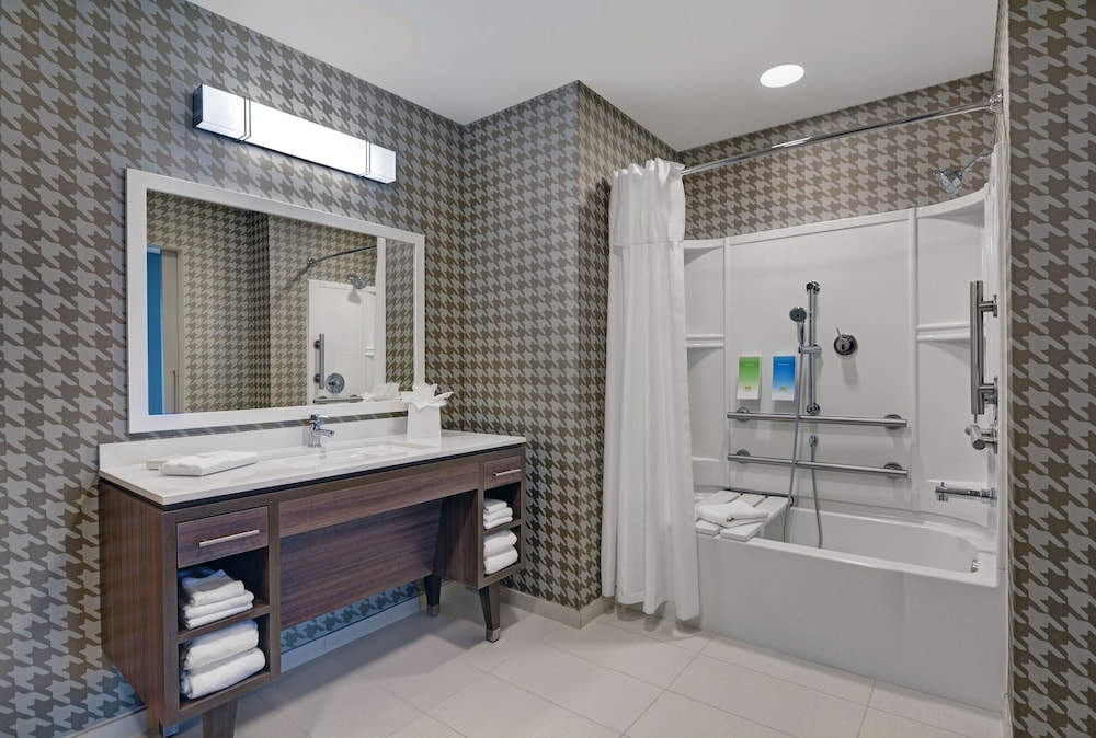 Home2 Suites by Hilton Fort Myers Colonial Blvd - photo 23