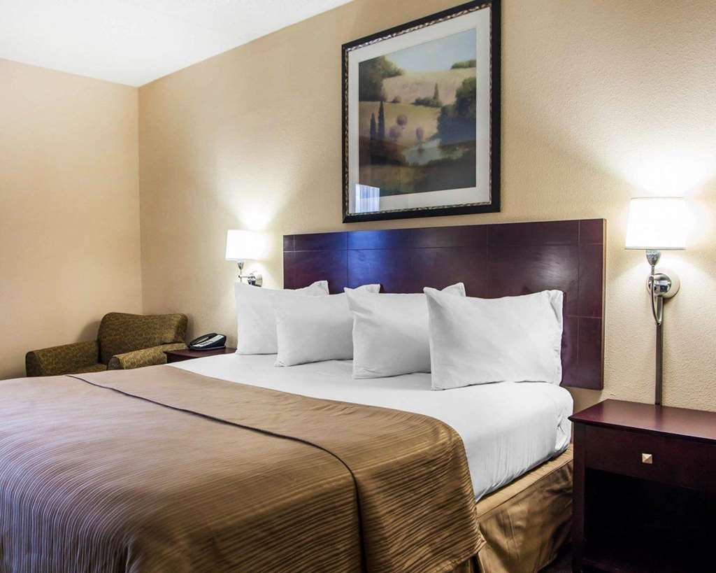 Quality Inn & Suites Peoria North - photo 27