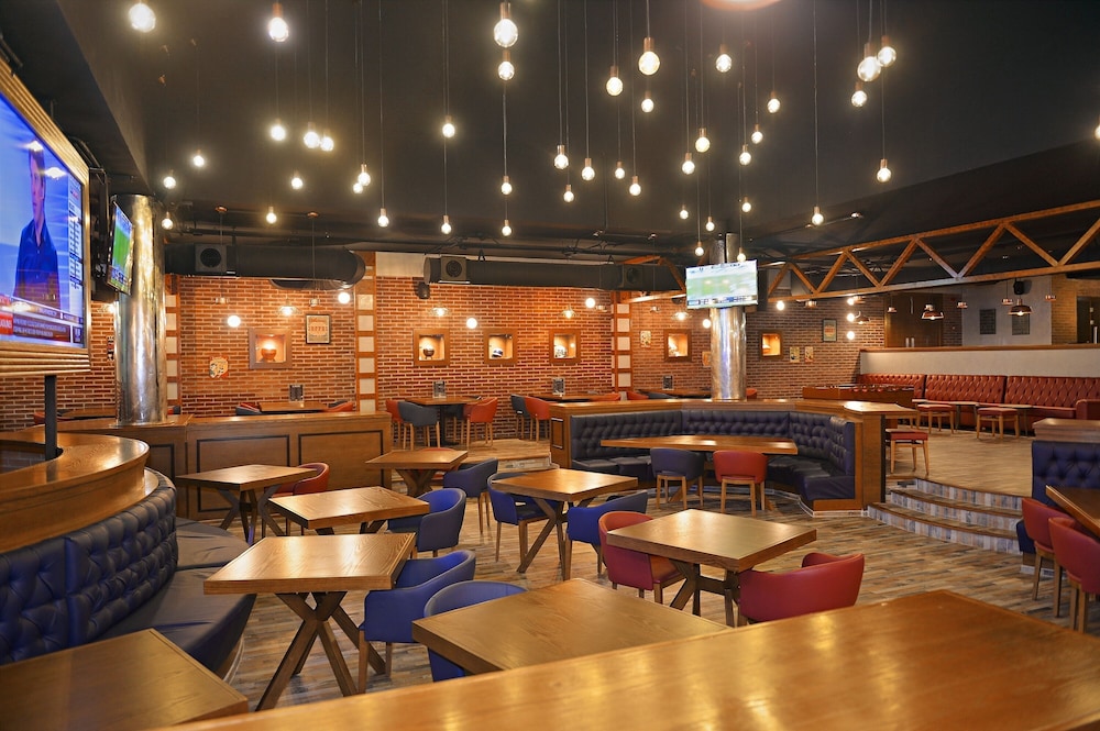 Sports bar