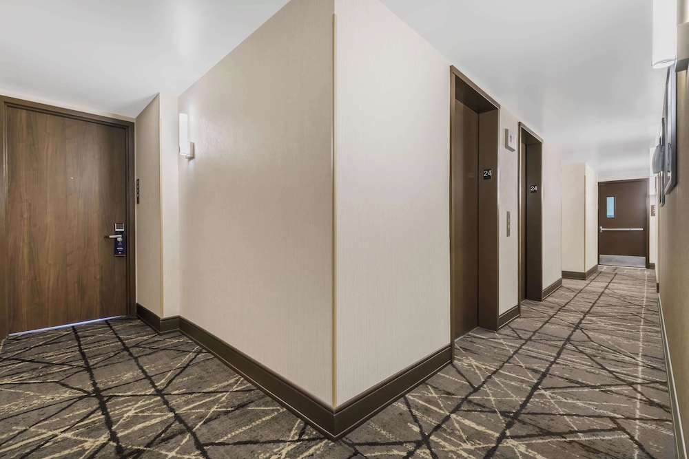 DoubleTree by Hilton Hotel New York City Chelsea - photo 27