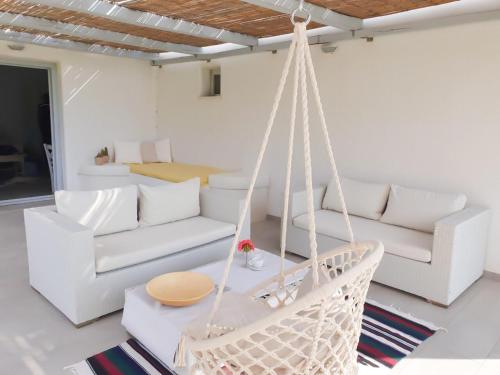 Thomas Apartments in Katapola — 4-Star Luxury Hotel in Amorgos, Greece