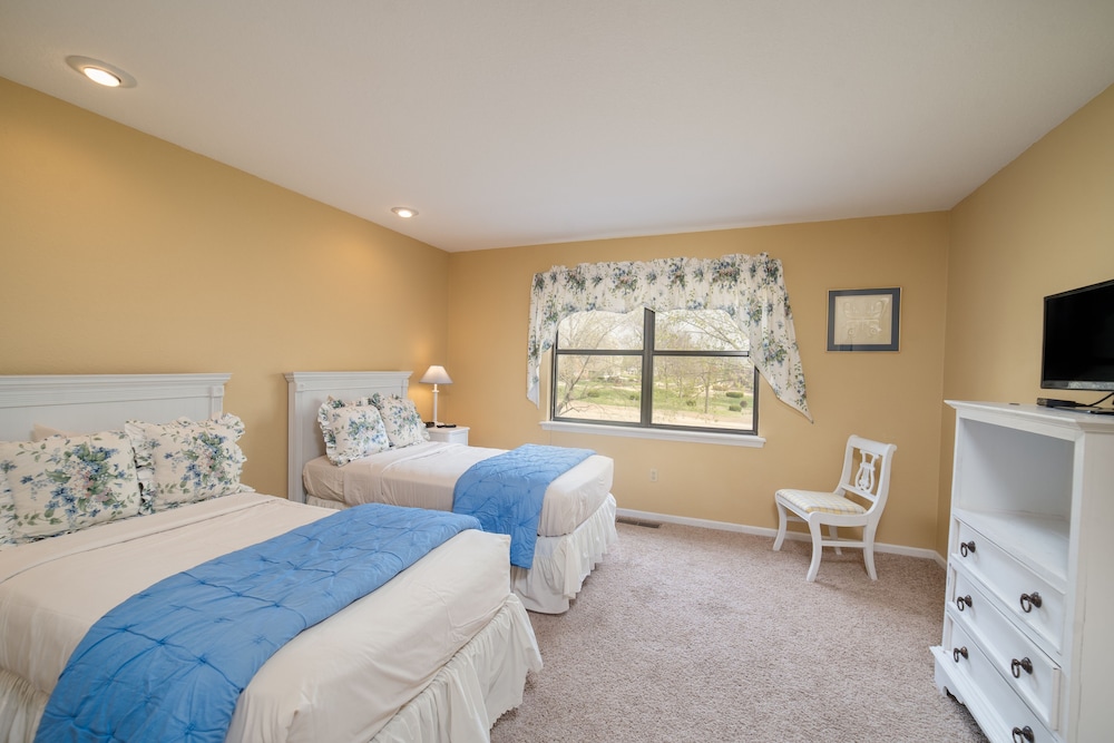 Pointe Royale Condominium Resort & Golf Course - photo 36