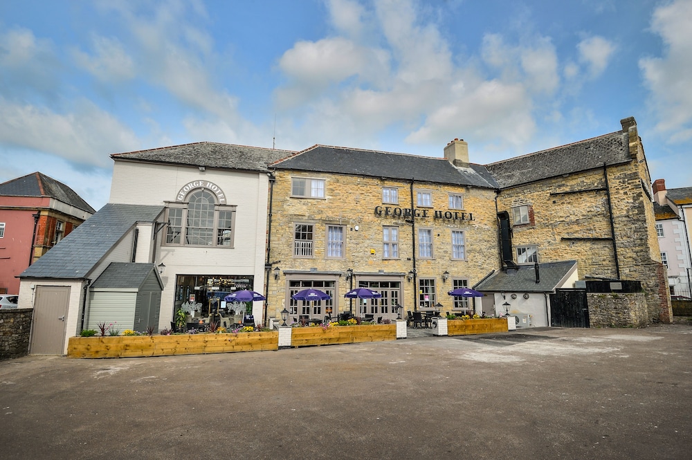 The George Hotel - carbon neutral hotel in Axminster