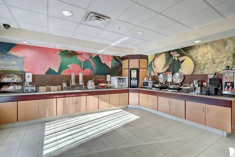 Fairfield Inn & Suites by Marriott Edison South Plainfield - photo 36