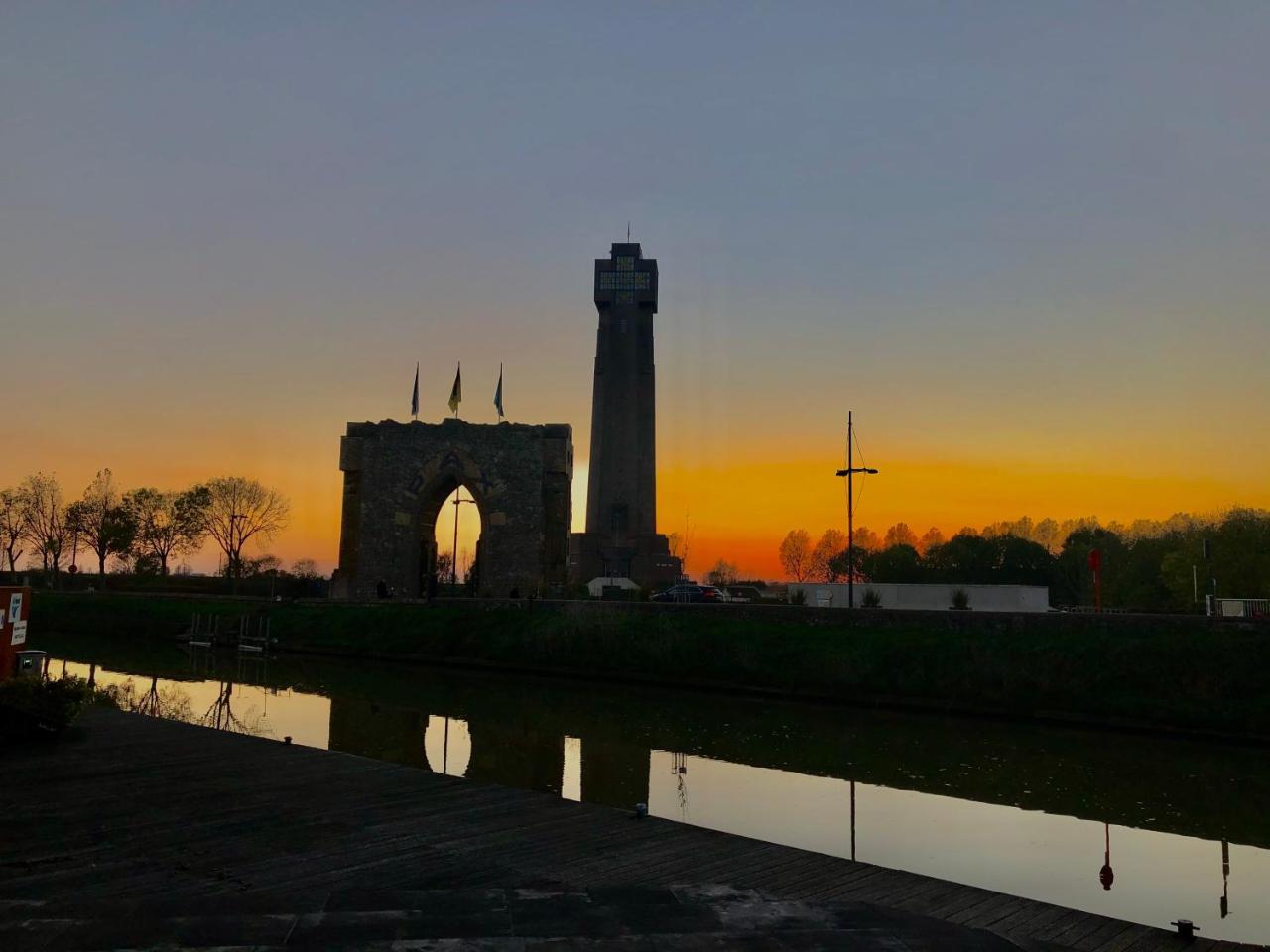 Vakantiehuisje Aan De Ijzer — Diksmuide
