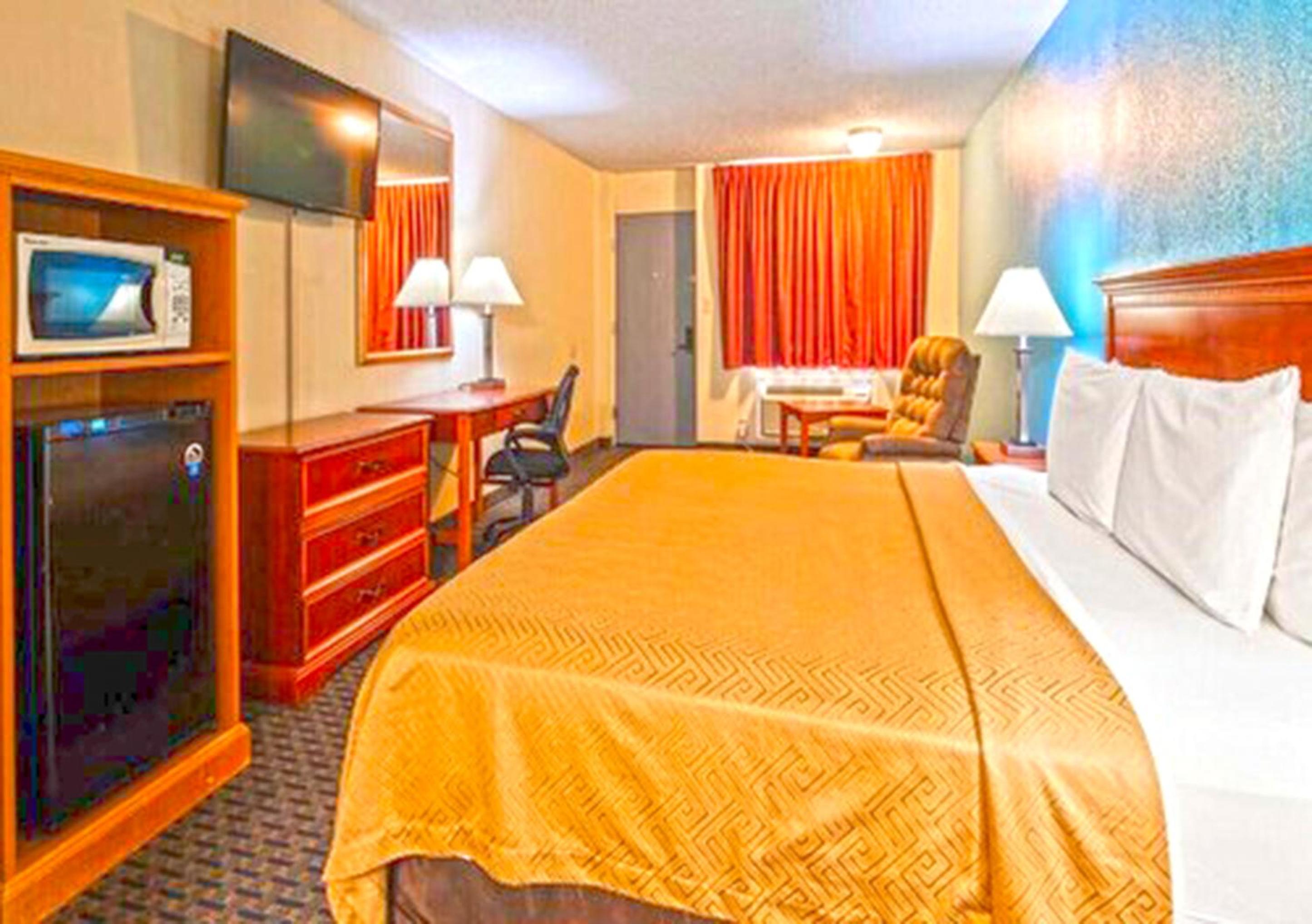 SureStay Hotel by Best Western Salina - photo 5