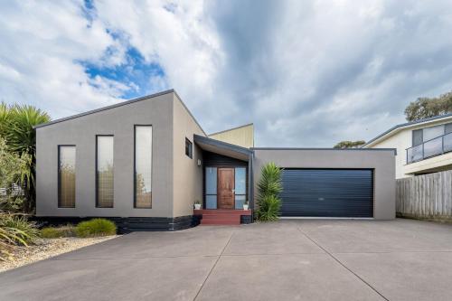 KB's on Beachcomber - carbon neutral hotel in Inverloch