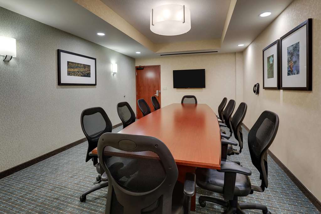 Drury Inn & Suites Grand Rapids - photo 40