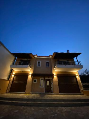 Sunies Home — 4-Star Luxury Hotel in Sourpi, Greece