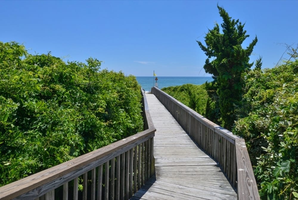 Hotel Alice At Atlantic Beach - photo 31